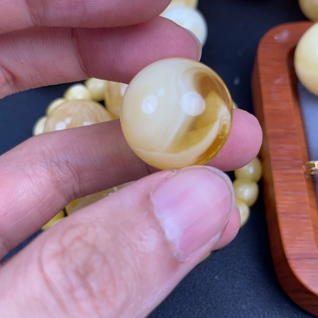 裸石琥珀未镶嵌金沙46