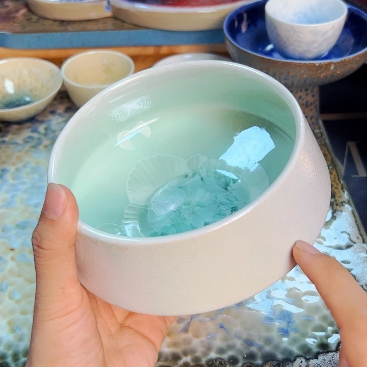 本店全场满20包邮。