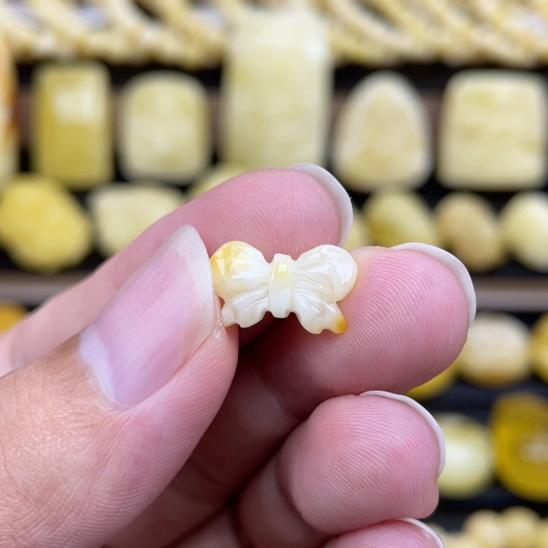 裸石琥珀未镶嵌琥珀蜜蜡