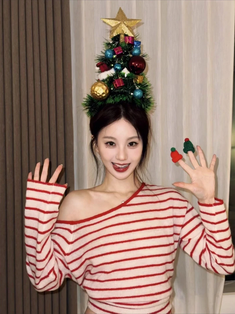 圣诞红色条纹斜肩长袖针织衫女秋冬新款辣妹短款纯欲修身内搭上衣