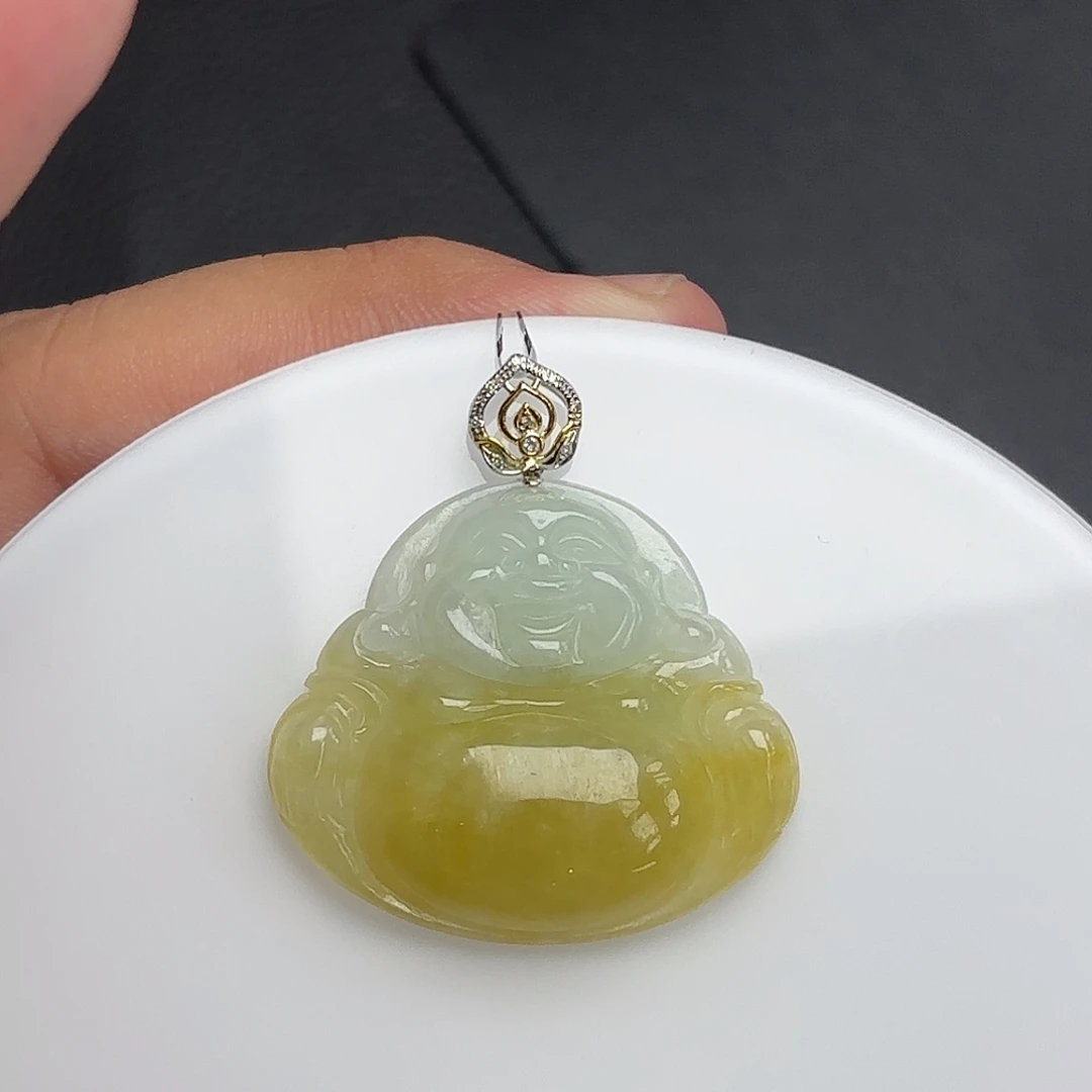 颈饰18K金镶嵌翡翠