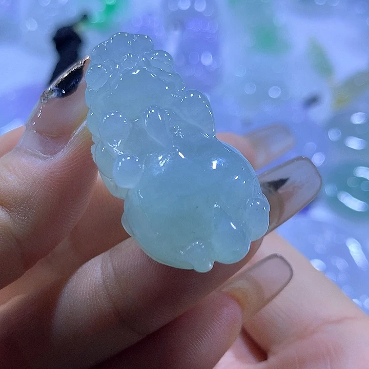 翡翠未镶嵌颈饰天然翡翠A货吊坠