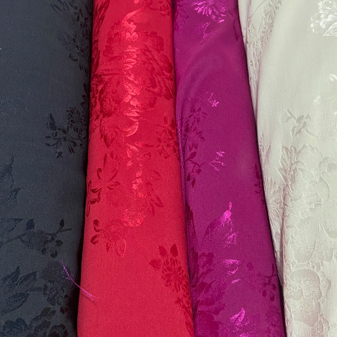 1.4门幅，丝毛提花缎面料半米面料