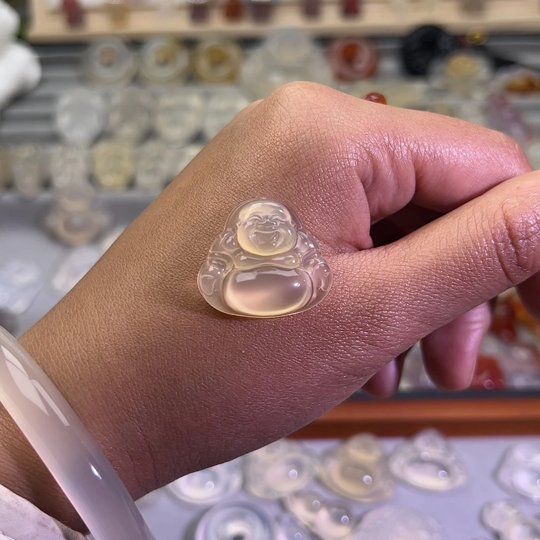 玛瑙/玉髓颈饰未镶嵌菠****子