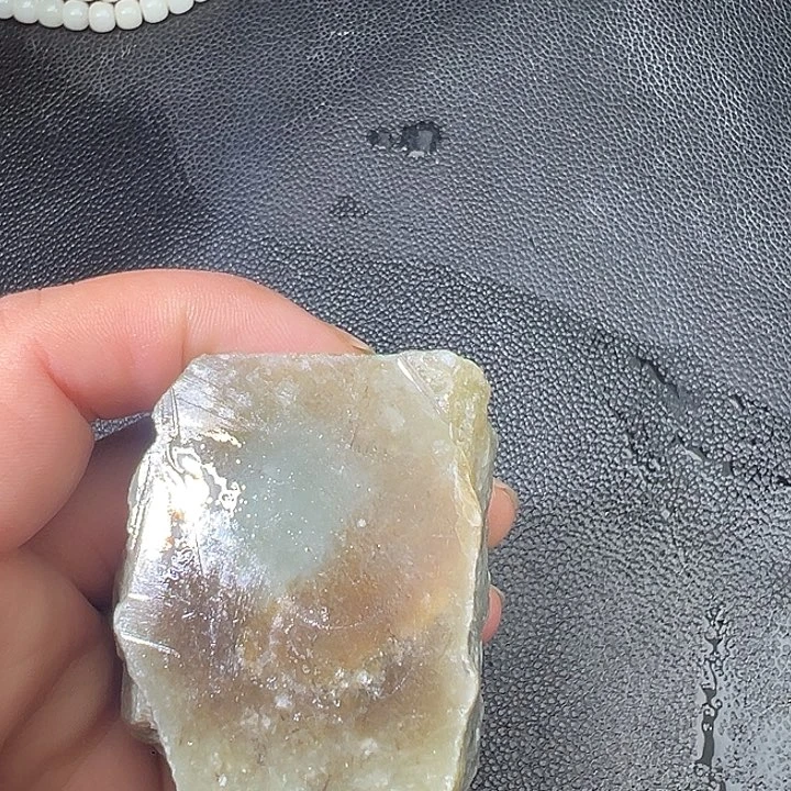 和田玉（糖玉）未镶嵌手镯