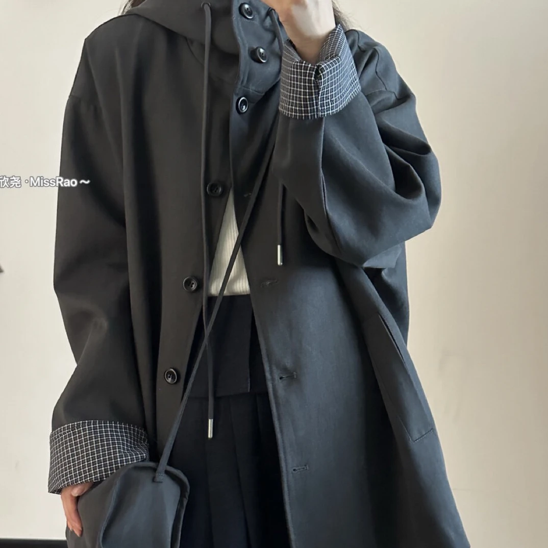 秋季上新抽绳设计时尚连帽风衣配备小包的韩系风格外套