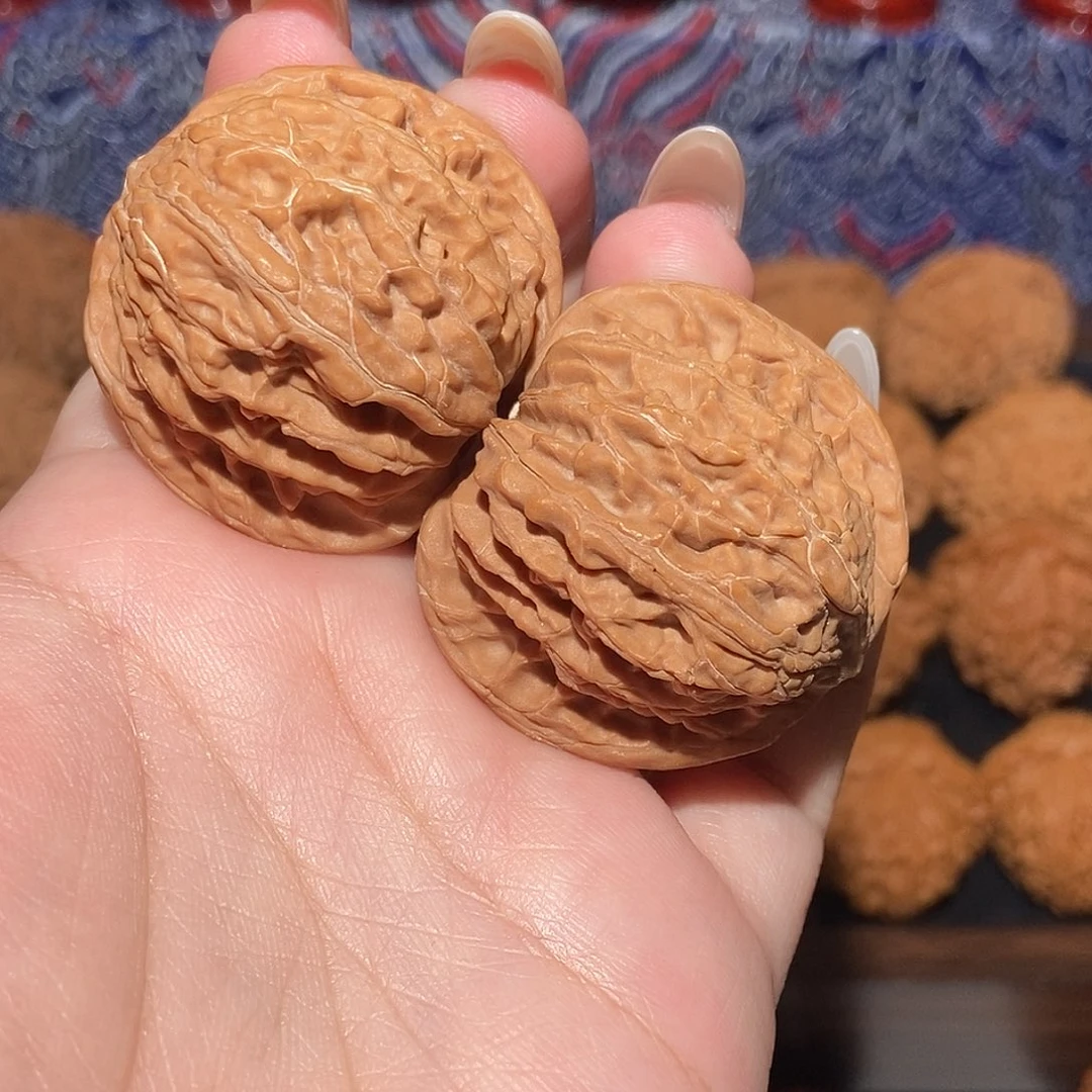 吊坠文玩核桃正磨40