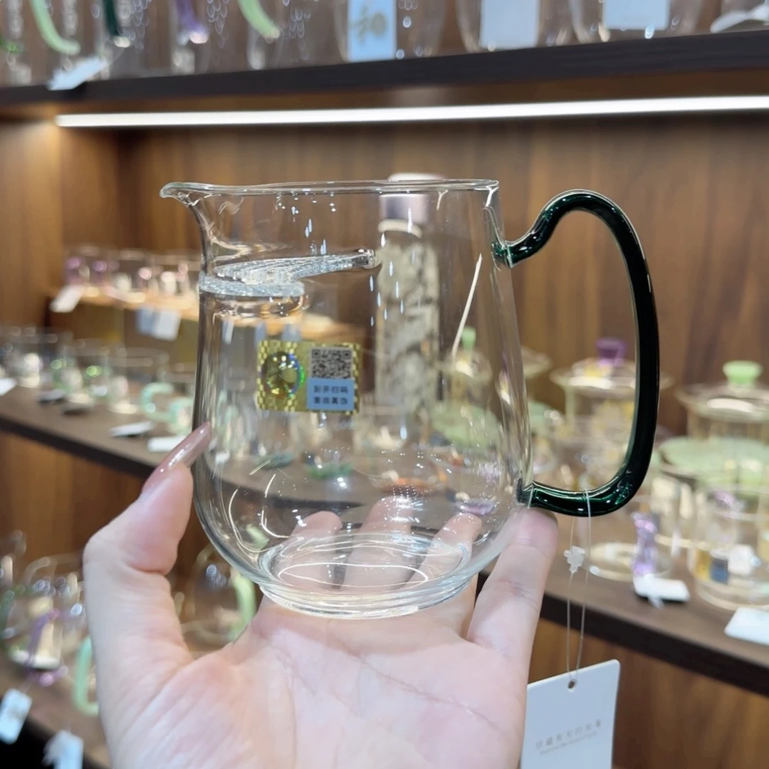禾器丰然墨绿色。。。。。。