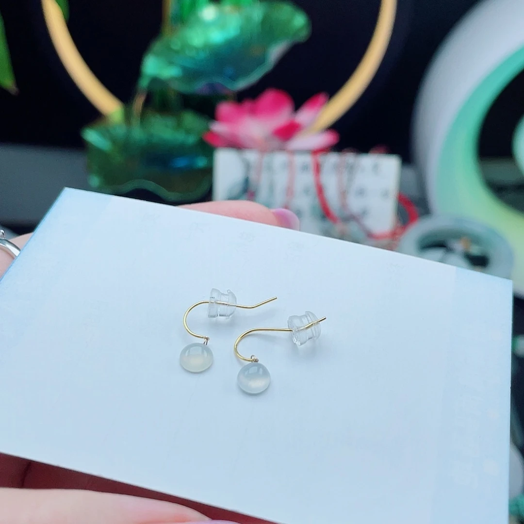 颈饰18K金镶嵌翡翠