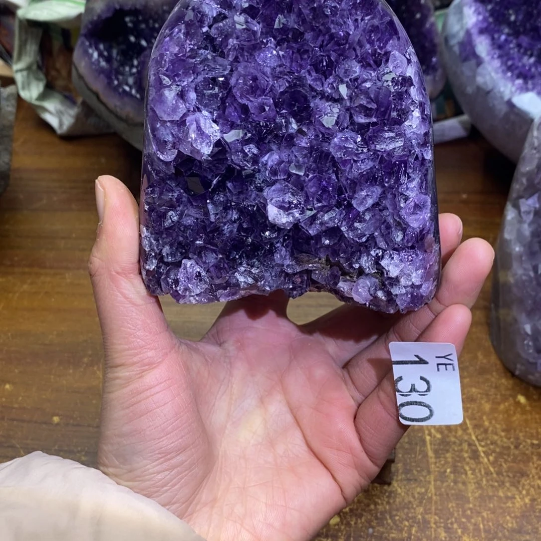 水晶大型摆件（非配饰）未镶嵌