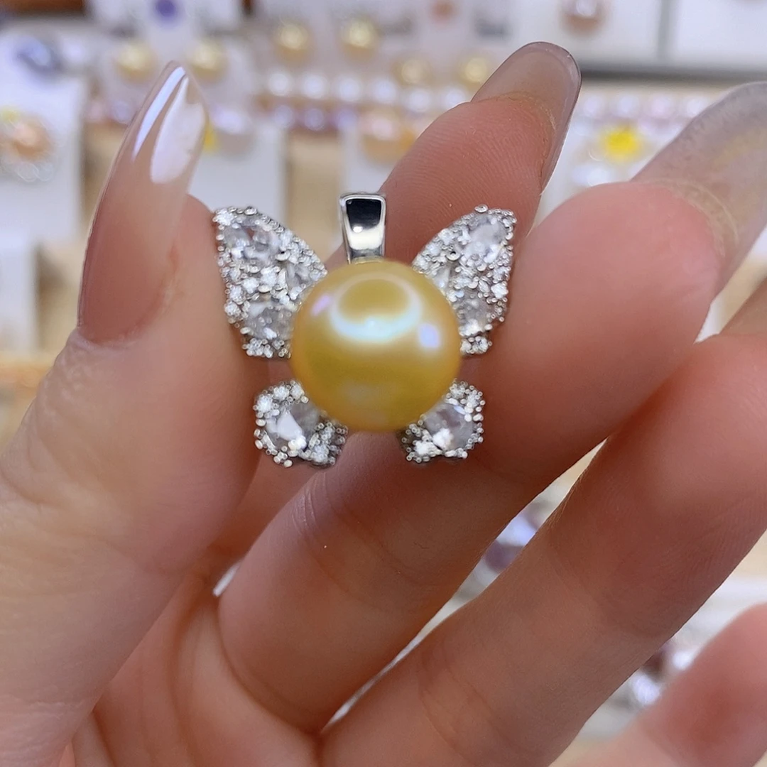 淡水珍珠颈饰合金