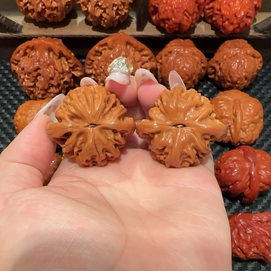 吊坠文玩核桃盘龙虎头38精品0651