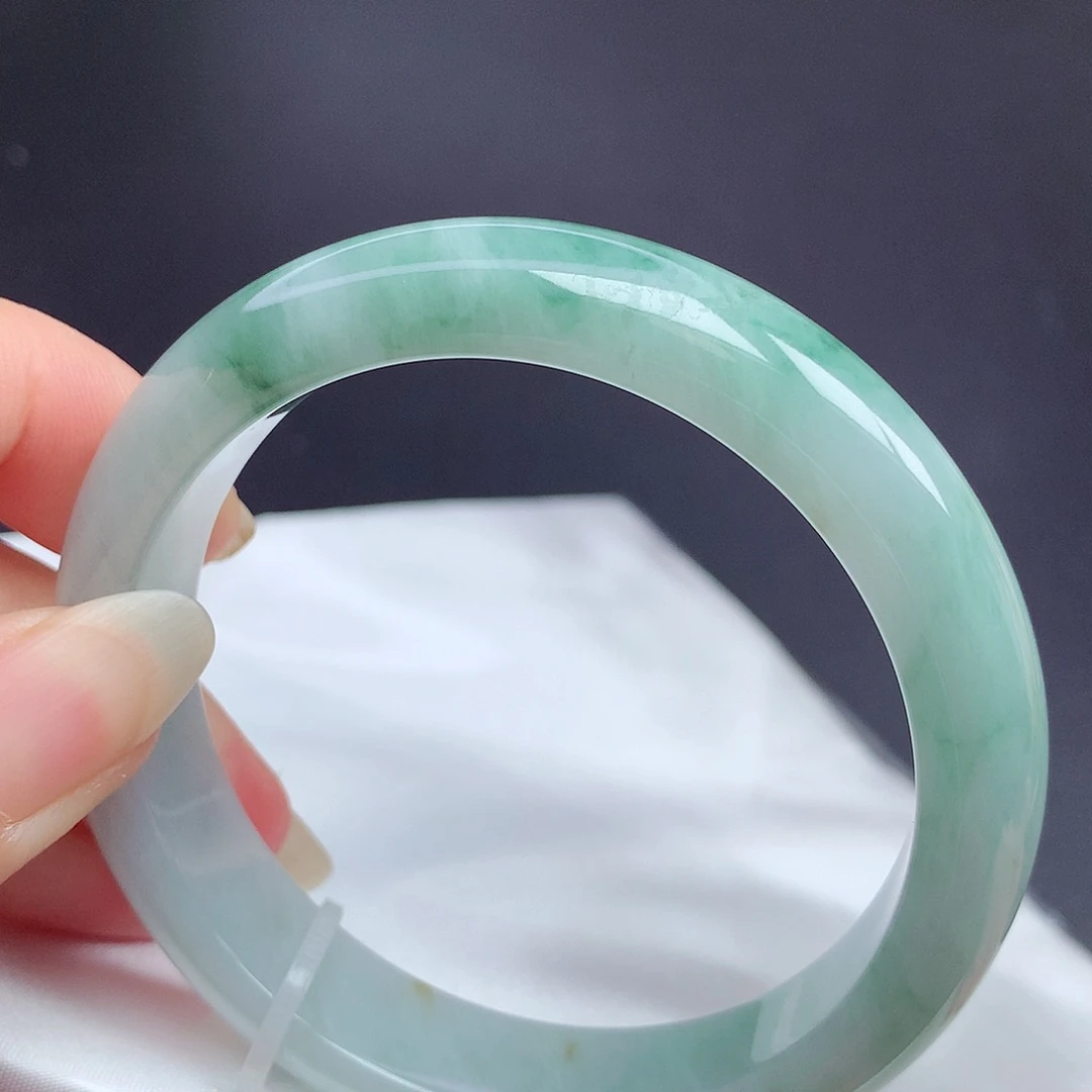 翡翠未镶嵌手镯57.3圈口