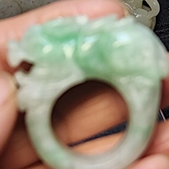 翡翠未镶嵌戒指翡翠未镶嵌戒指