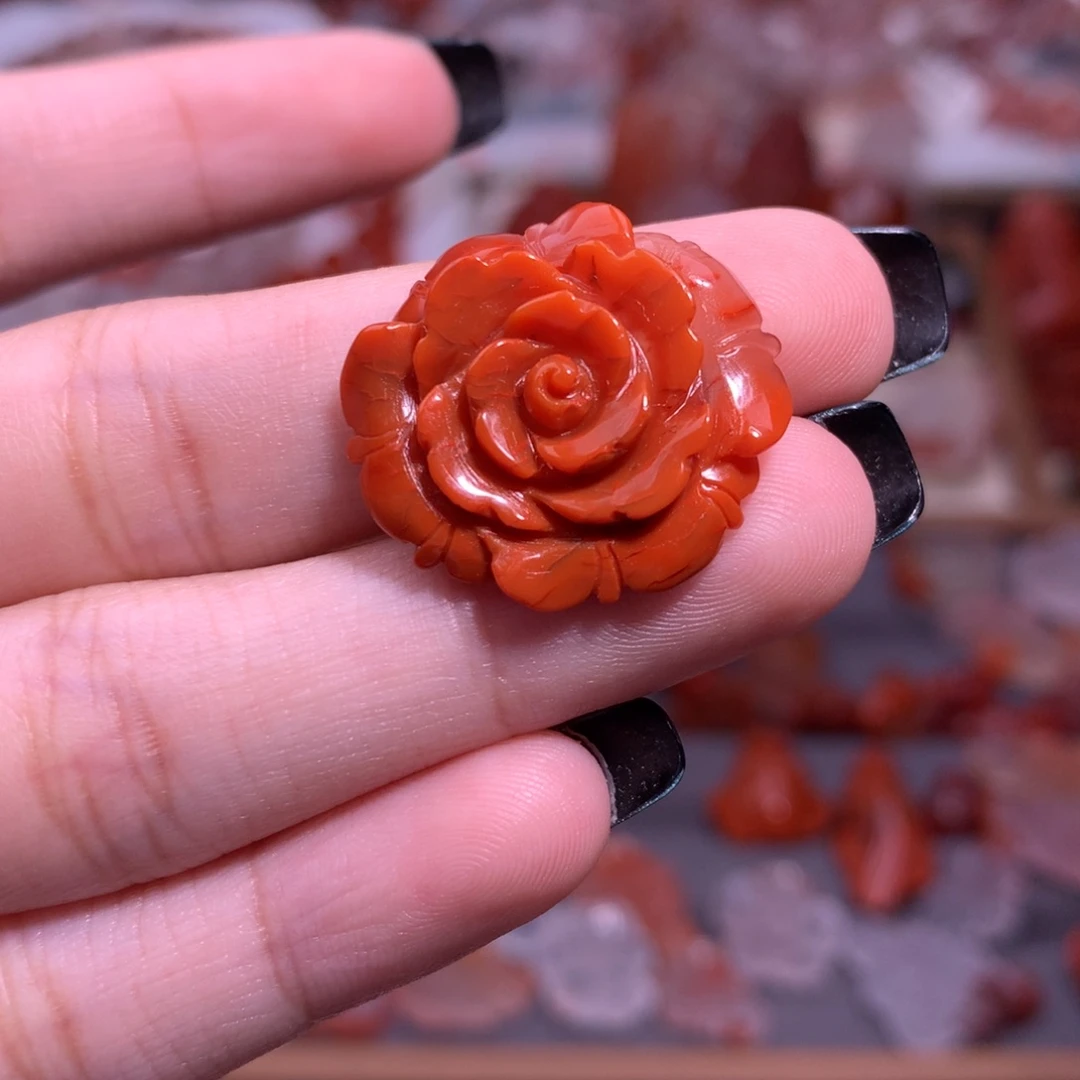 南红玛瑙未镶嵌珠宝半成品花花