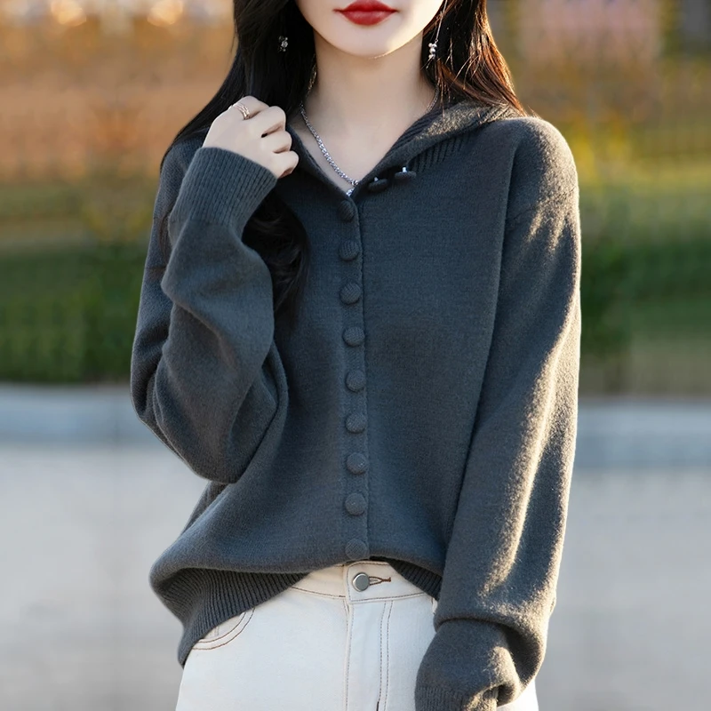 胖mm春秋大码连帽卫衣女宽松2025新款高级感针织开衫短款毛衣外套