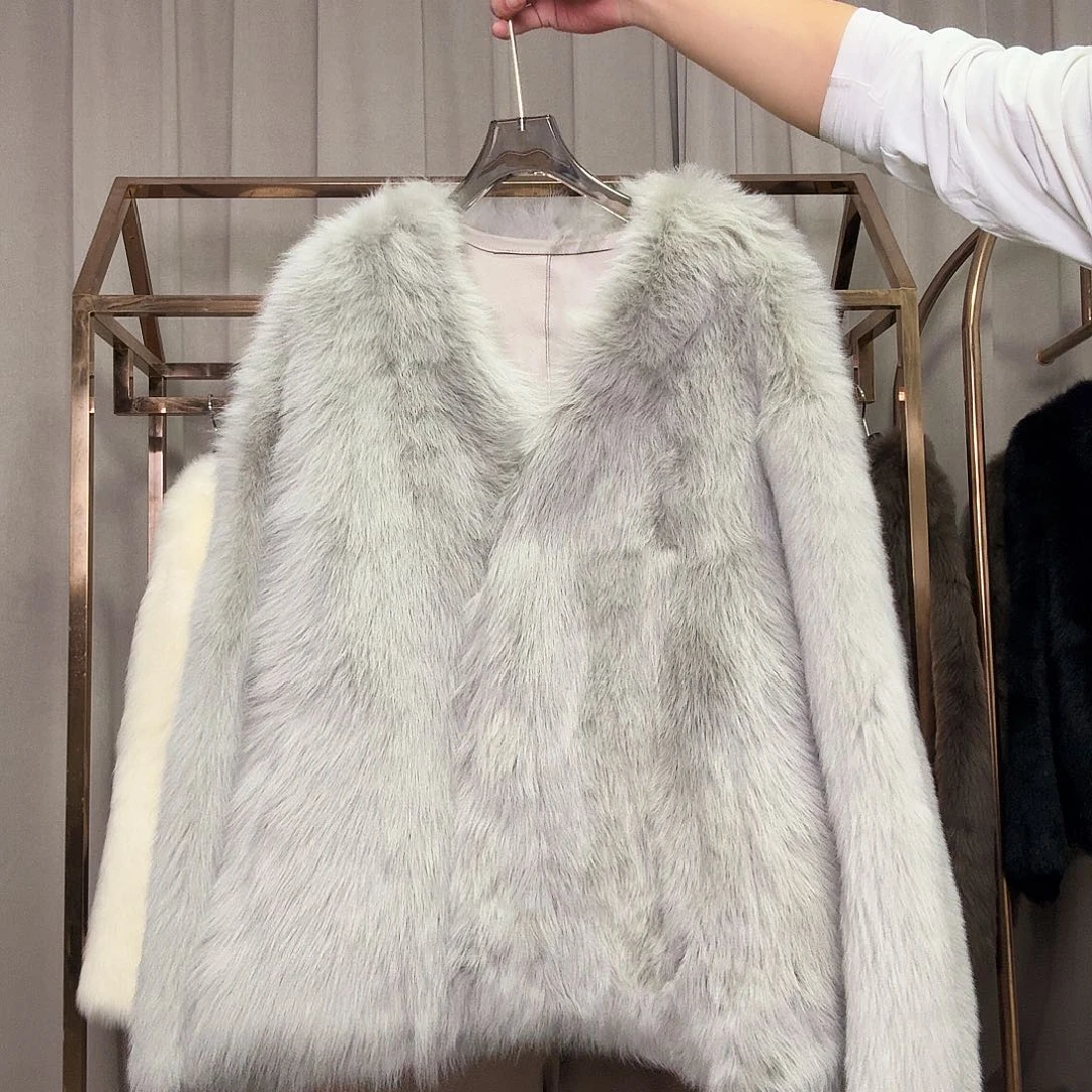 乳白灰托斯卡纳V领M