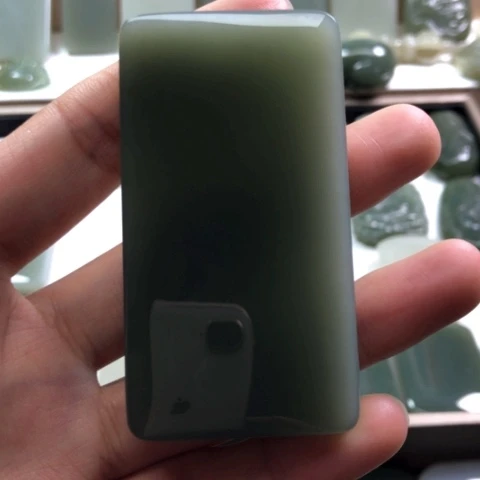 和田玉颈饰未镶嵌好**台