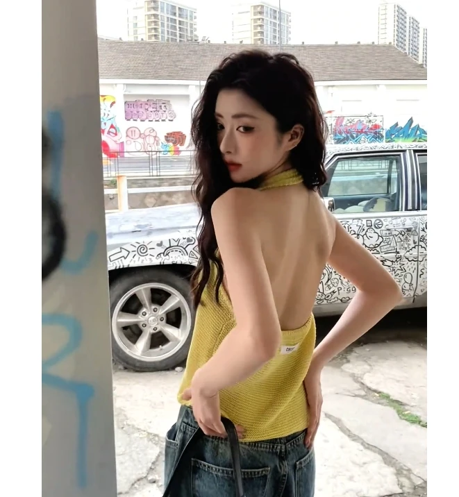 2025夏季新款时尚打底背心吊带性感辣妹露背设计感洋气休闲百搭女