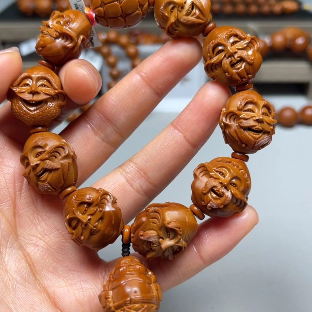 吊坠橄榄核双面十八罗汉