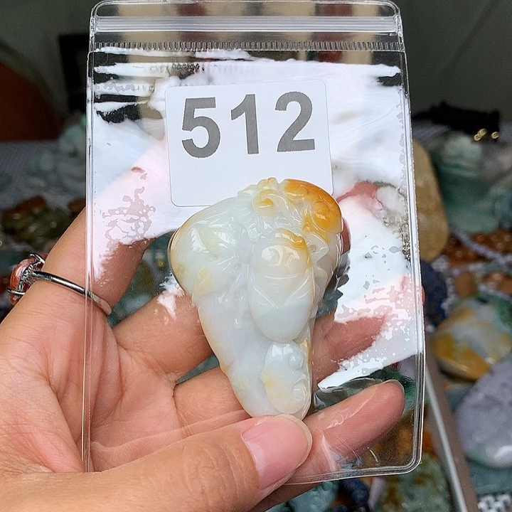 翡翠未镶嵌颈饰叶*翡翠