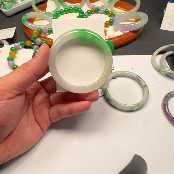 z****手镯所见即所得，，，，