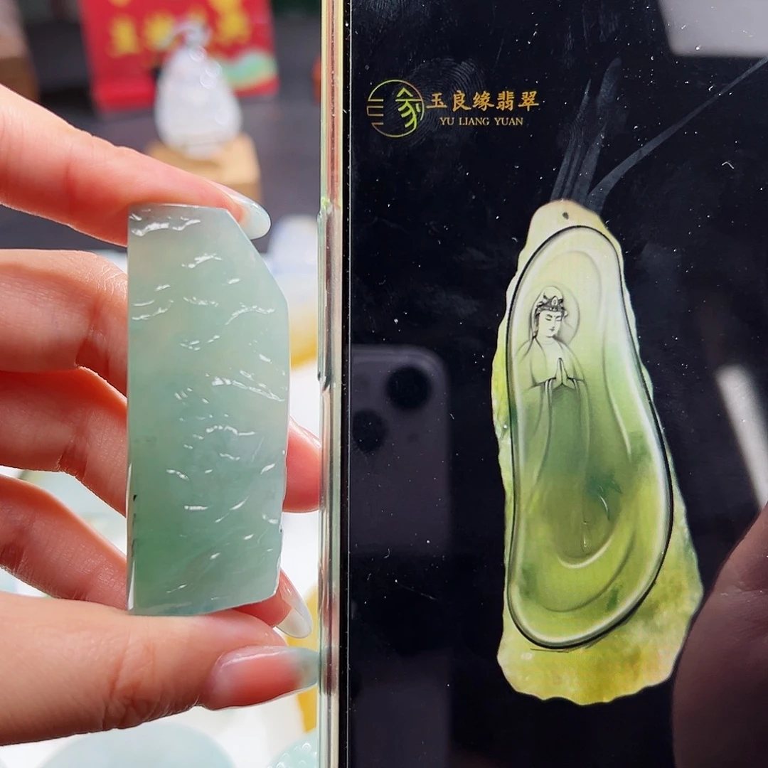 定制翡翠未镶嵌翡翠