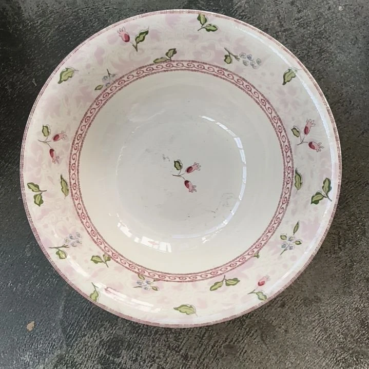 陶瓷盘子碗啥都有