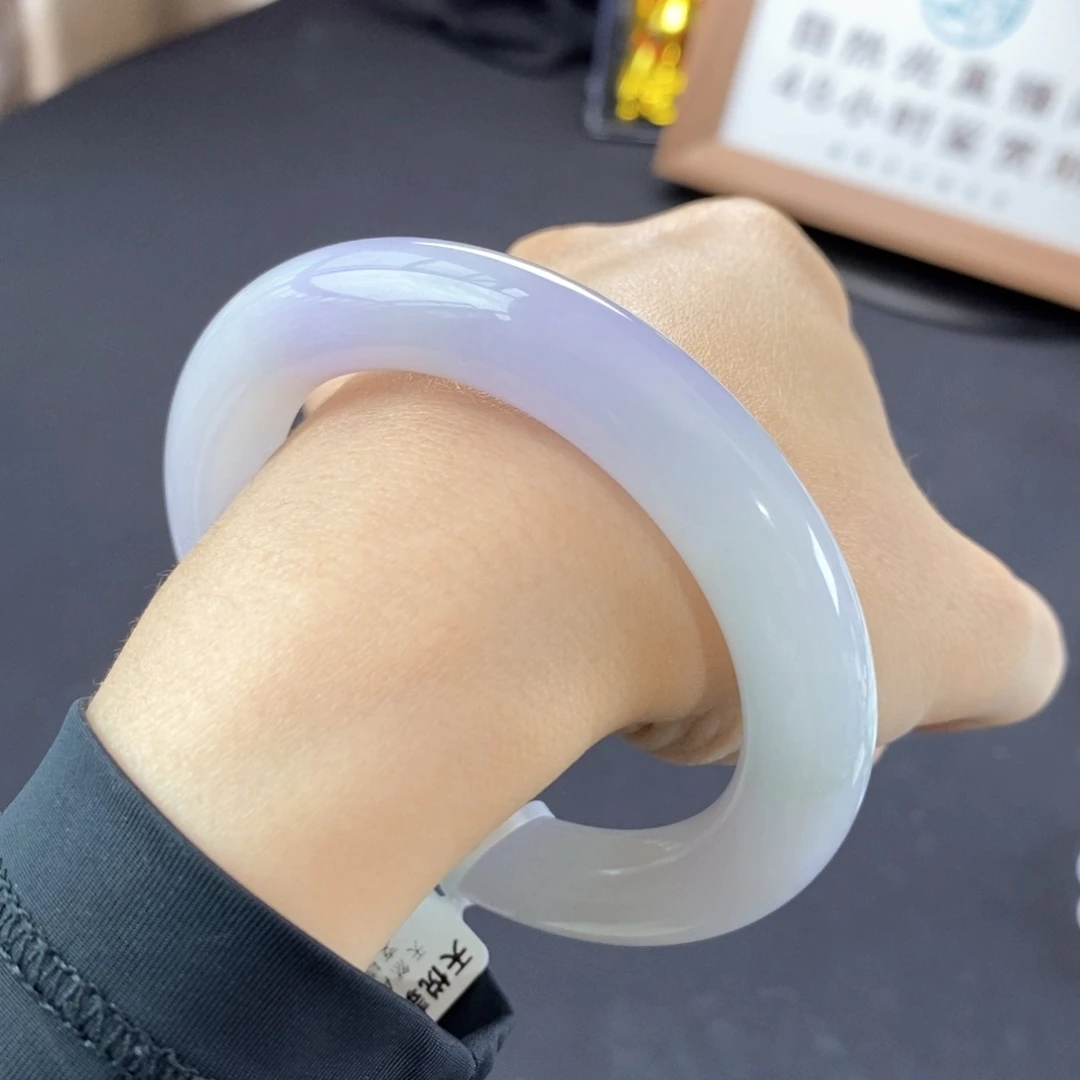 翡翠手镯未镶嵌浅紫胖圆57.2有棉筋