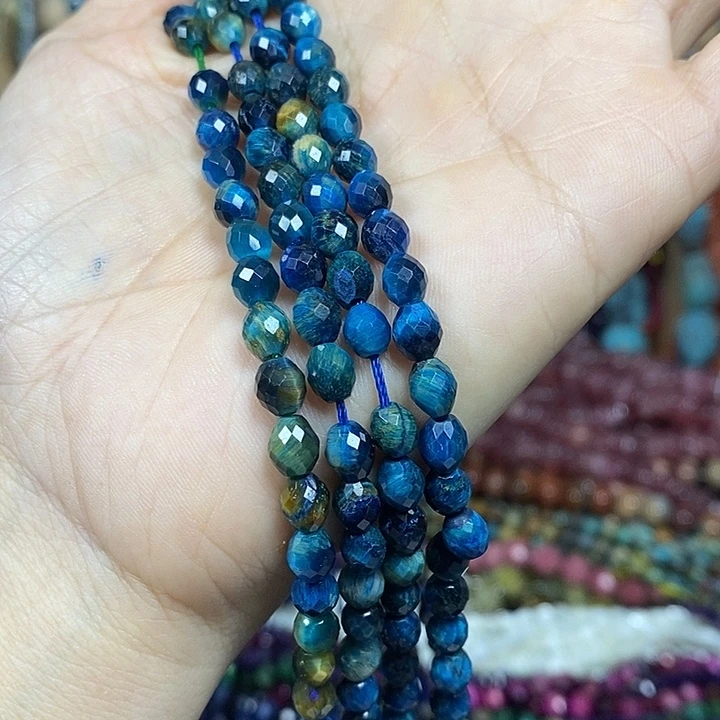 王***爽玛瑙/玉髓未镶嵌珠宝半成品