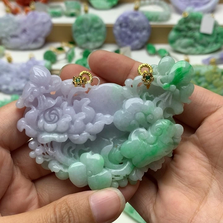 颈饰未镶嵌翡翠翡翠