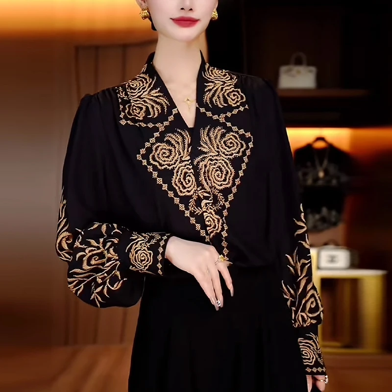 2025高级感雪纺衬衫女春季妈妈时尚烫钻小衫高端气质刺绣上衣