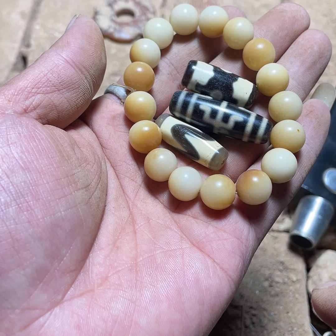 吊坠白玉菩提fhjkkm