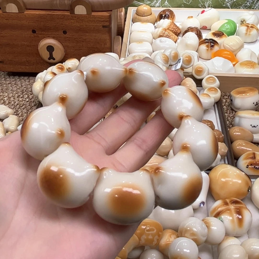 手串菩提根/象牙果9.26.29象牙果碳烤猫头瑕