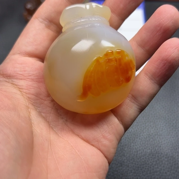 阿***伟未镶嵌手把玛瑙/玉髓