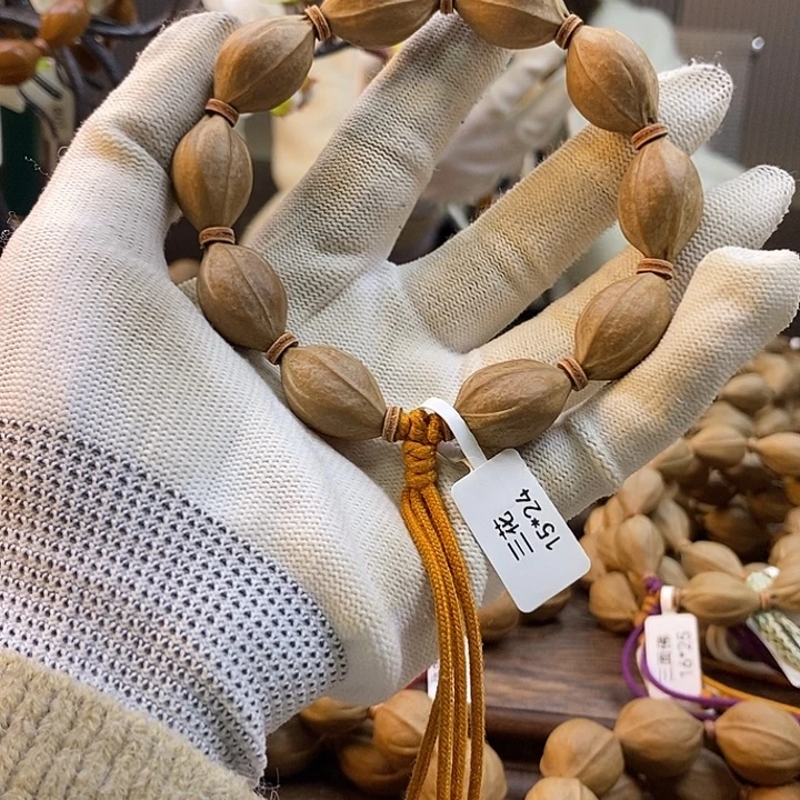 广***哥橄榄核吊坠梅林铁核