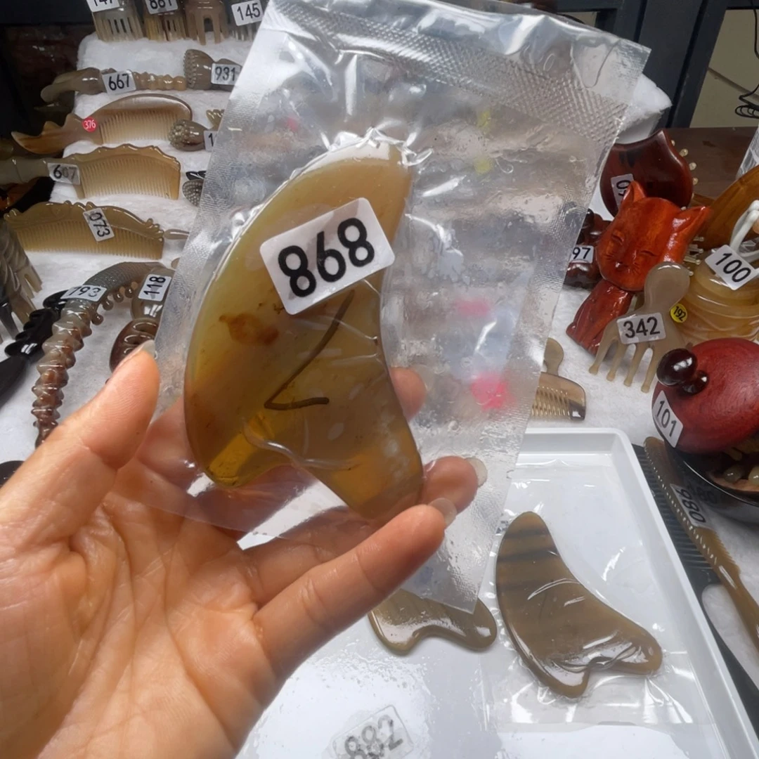 n***语牛角梳牛角福利款