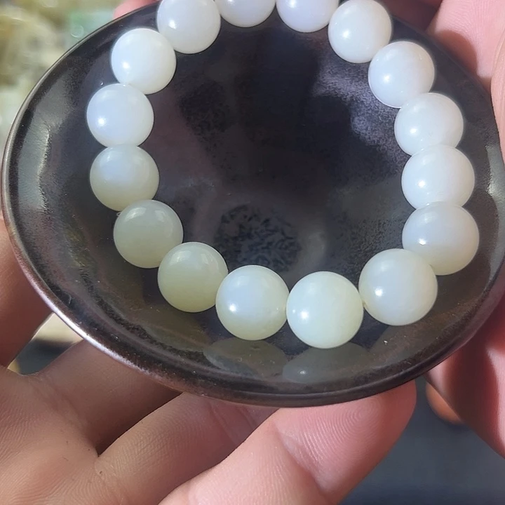 李***耀茶盏瓷器艺术与现代