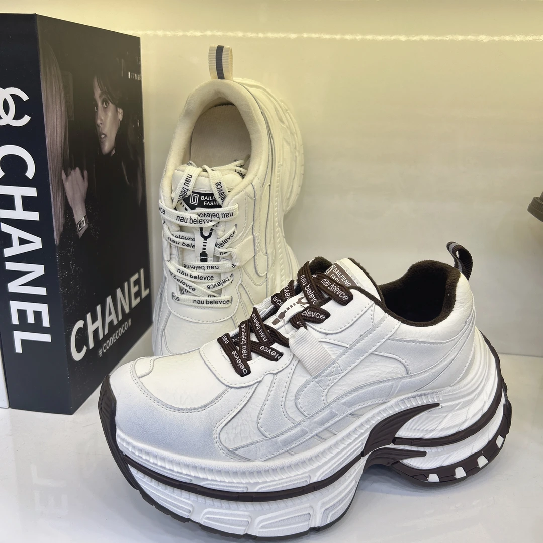 家老爹鞋加绒运动鞋潮流时尚百搭厚底女鞋系带秋冬