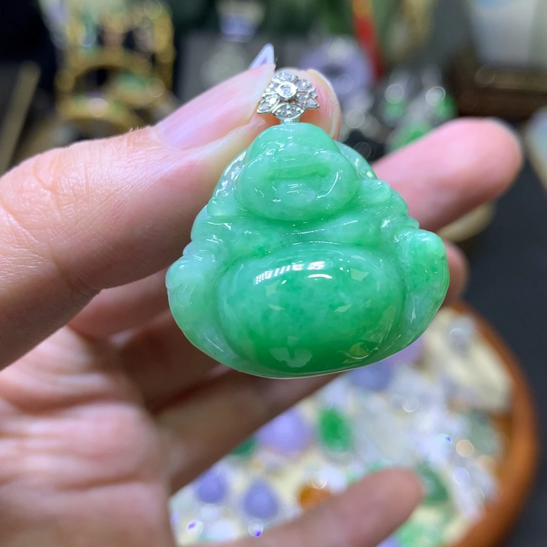 翡翠18K金镶嵌颈饰