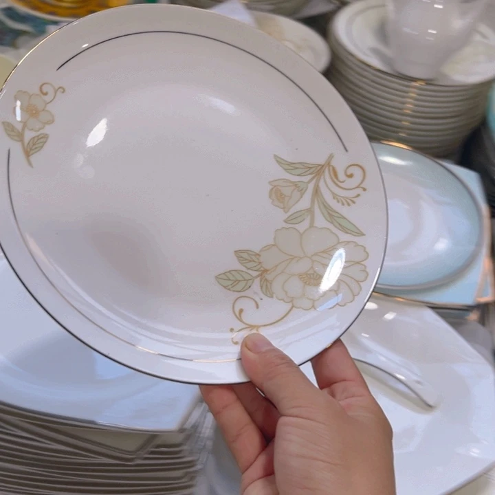 瓷片秒金八寸浅盘六个微瑕