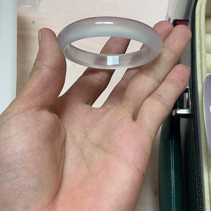 扶***茶手镯玛瑙/玉髓未镶嵌101