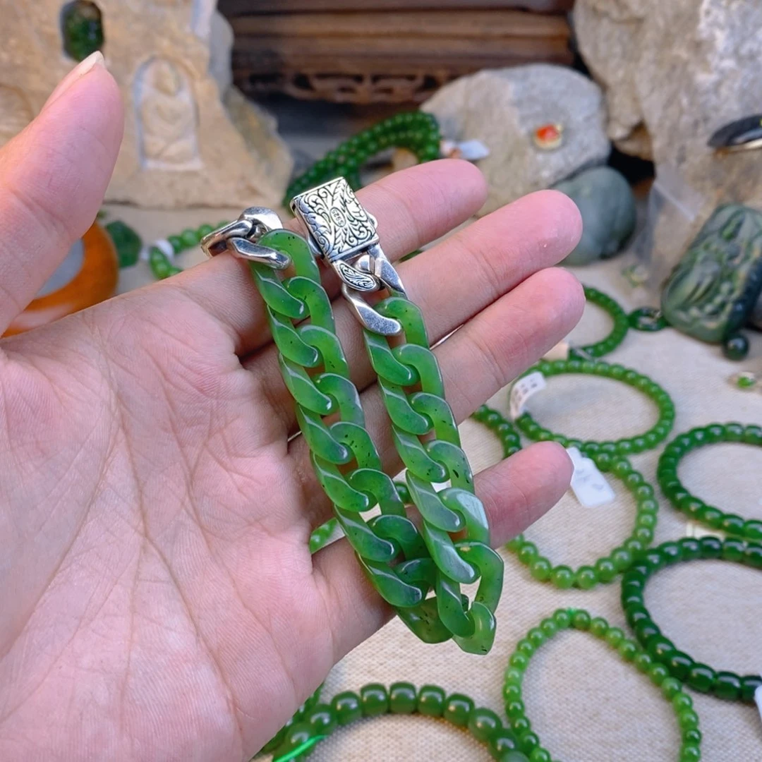 和田玉未镶嵌颈饰A*