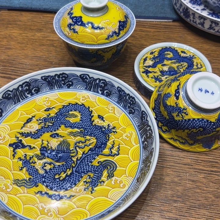 景德镇瓷器精品陈列展品