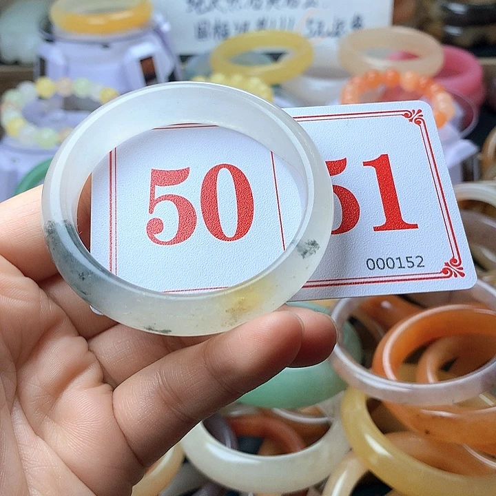 石英质玉（黄龙玉）未镶嵌手镯