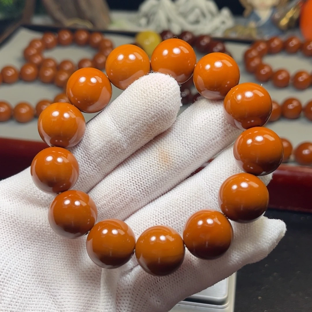 珠***峰吊坠橄榄核1.68+树王铁核全品微瑕 小孔