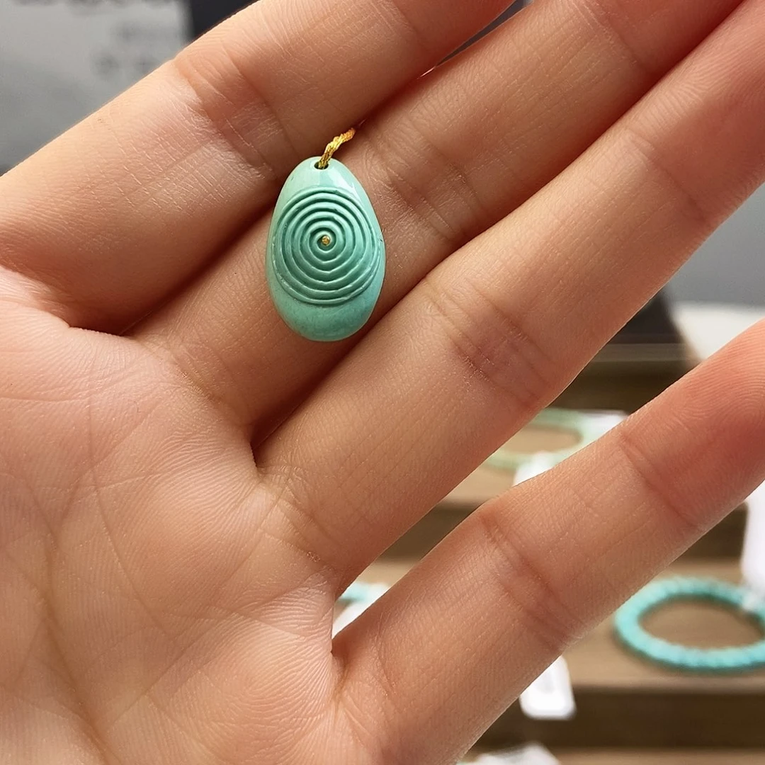 未镶嵌绿松石珠宝奇石