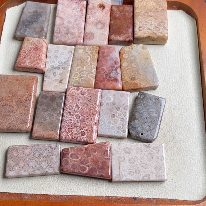 合金颈饰硅化玉已*置466