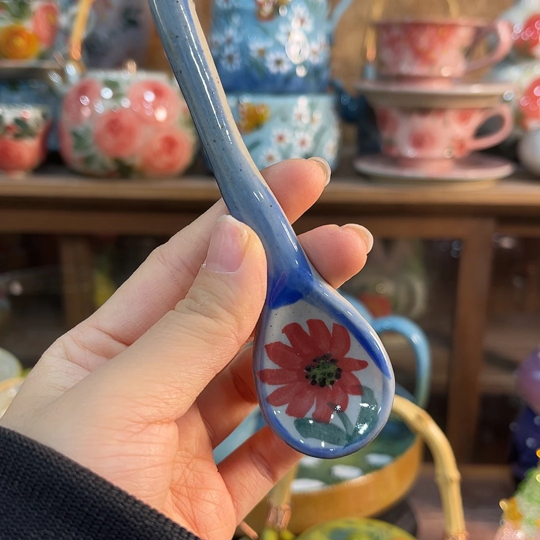 陶泥在恍恍惚惚哈哈哈哈