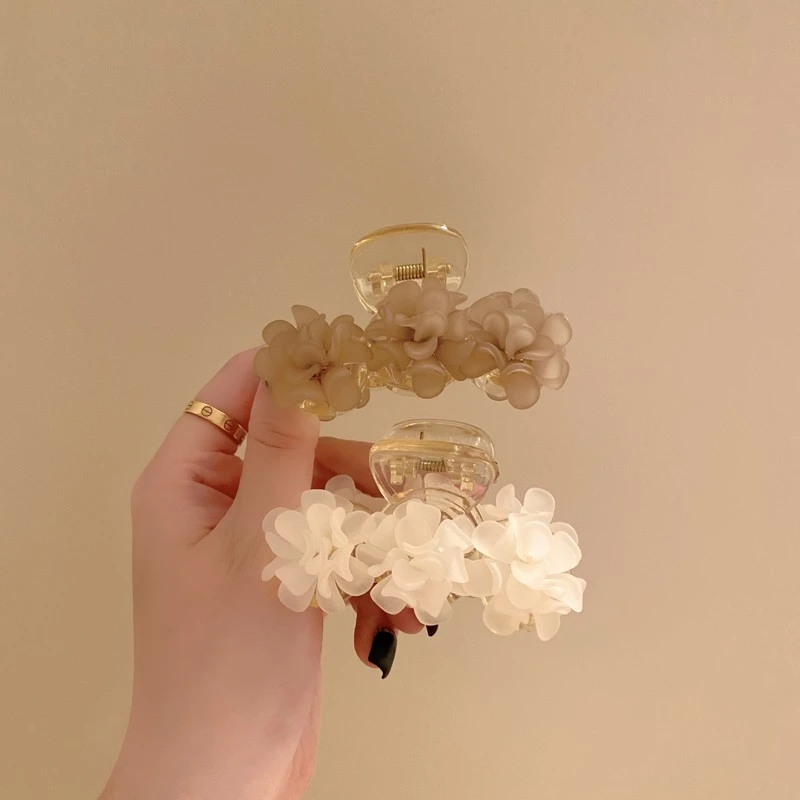 太温柔啦~国风栀子花朵抓夹女2025新款中号后脑勺半扎发夹鲨鱼夹